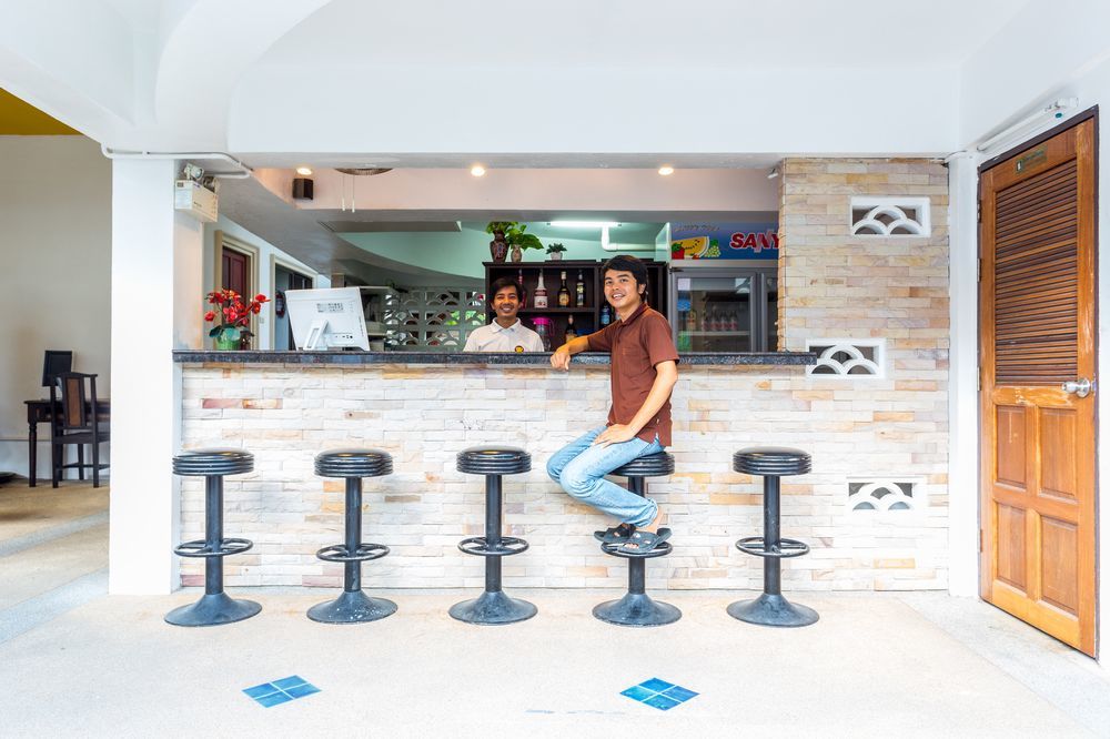 Eriksson Guesthouse Patong Dış mekan fotoğraf