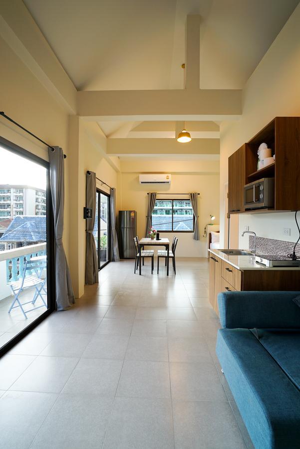 Eriksson Guesthouse Patong Oda fotoğraf