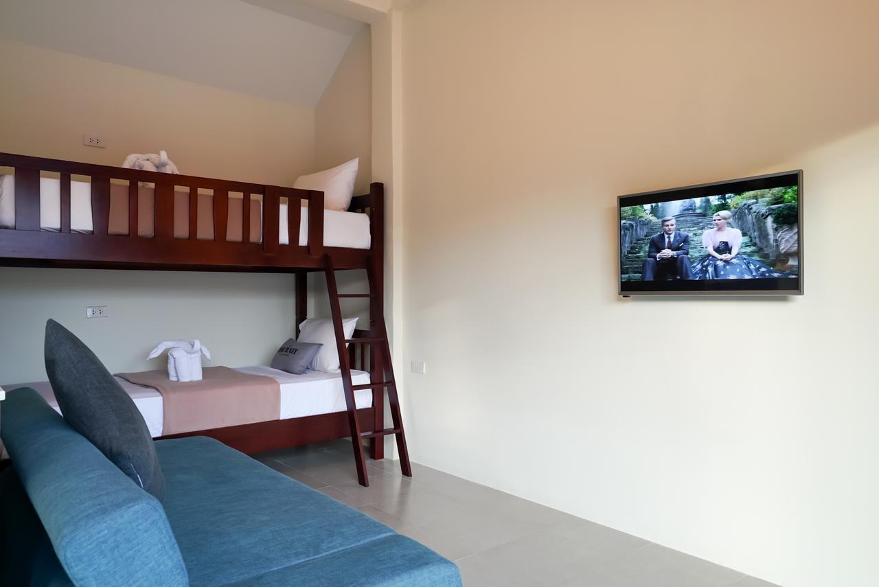 Eriksson Guesthouse Patong Oda fotoğraf