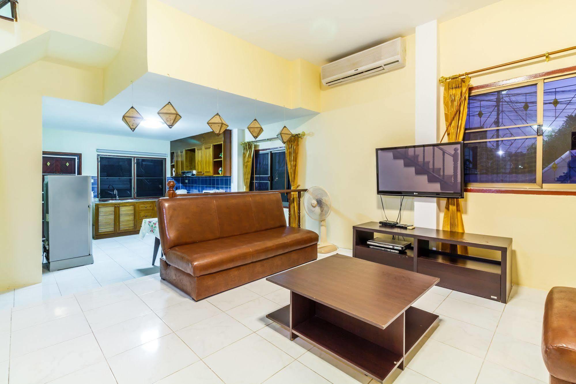 Eriksson Guesthouse Patong Dış mekan fotoğraf