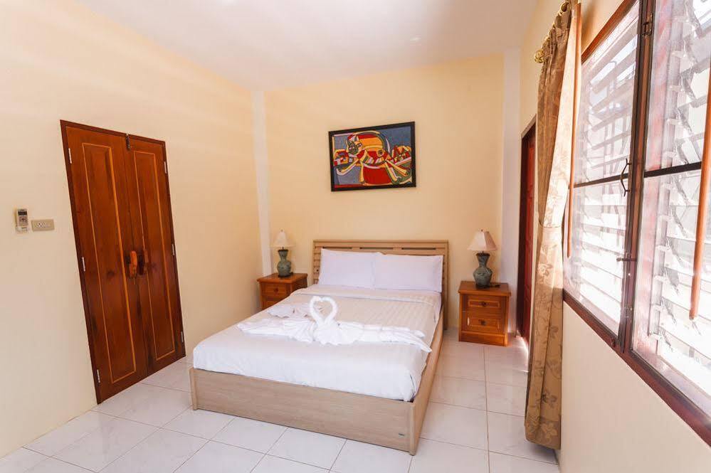 Eriksson Guesthouse Patong Dış mekan fotoğraf