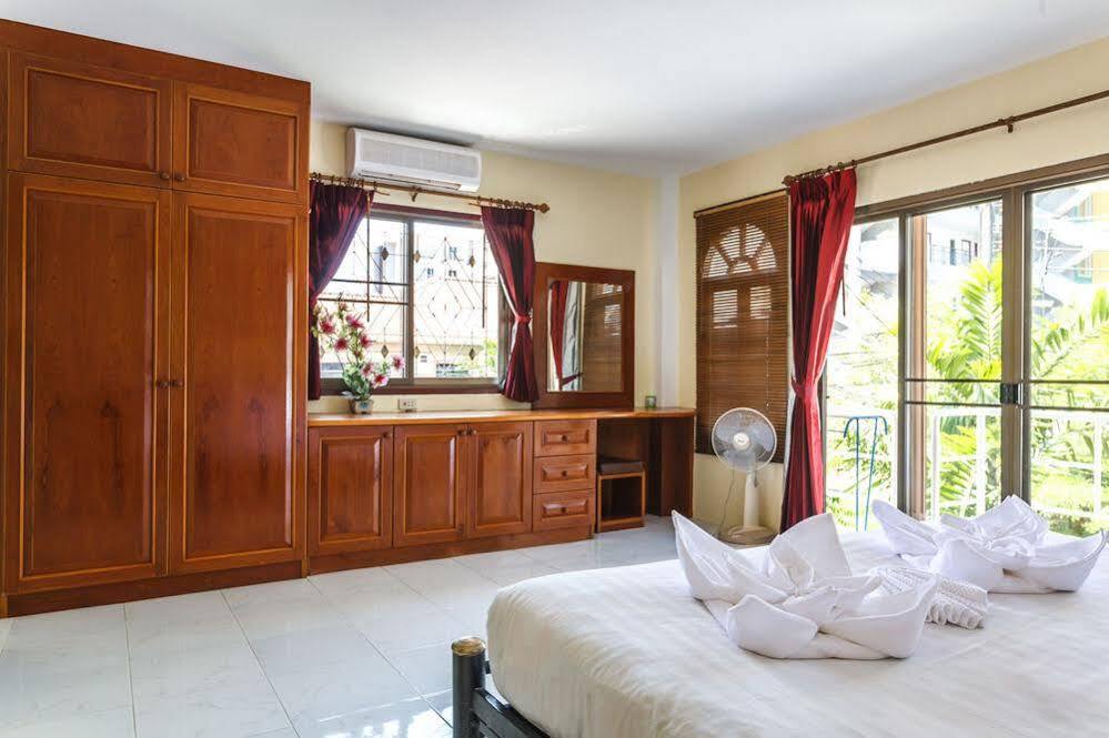 Eriksson Guesthouse Patong Dış mekan fotoğraf